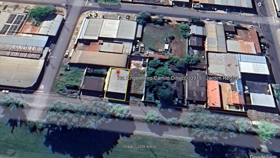 imóvel com 613,9 m² de terreno e 235,3 m² de área construída - Araraquara/SP