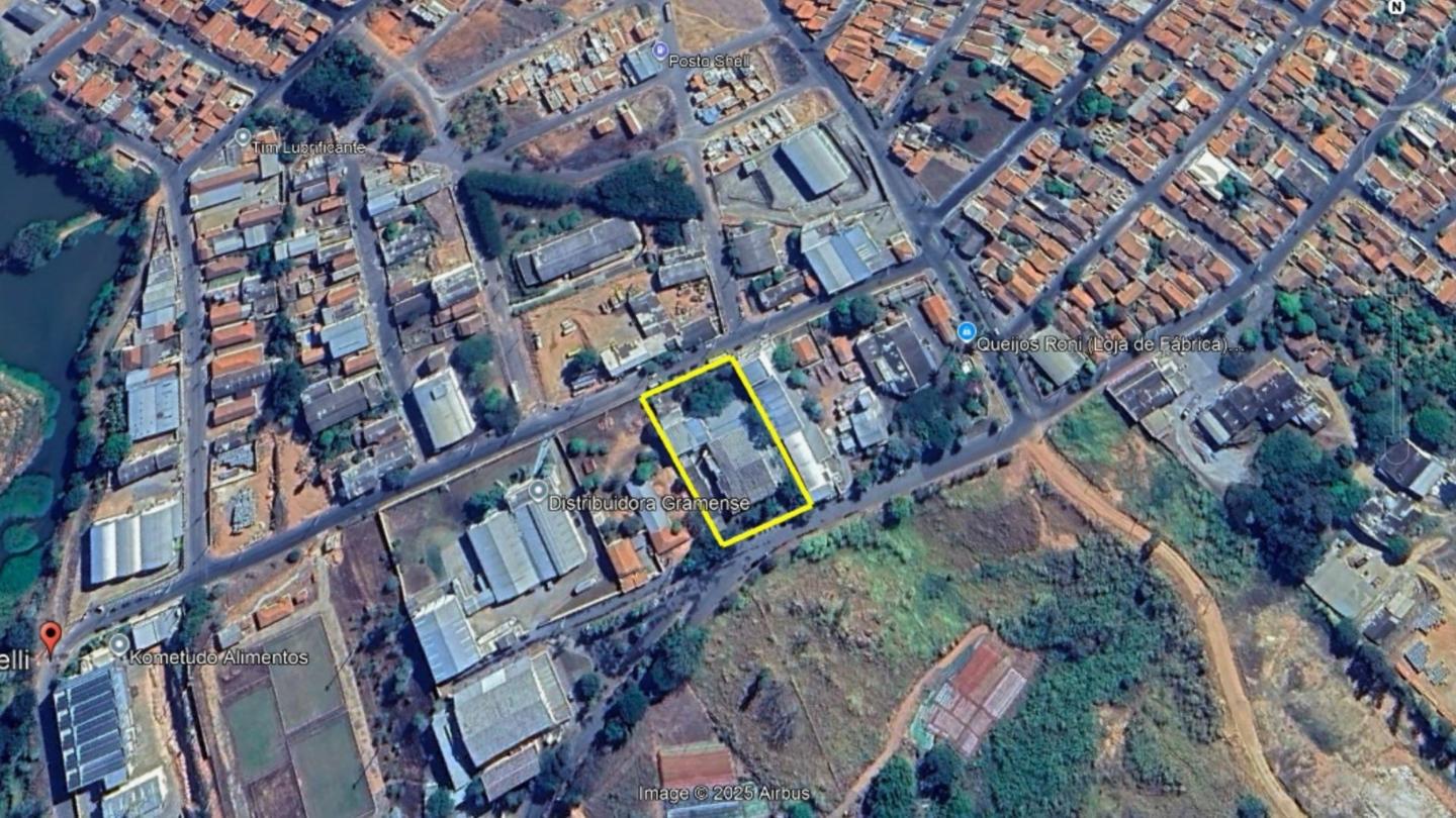 Lote de terreno nº 04, quadra “H”, com área de 4.520,93 m² - São Sebastião da Grama/SP.