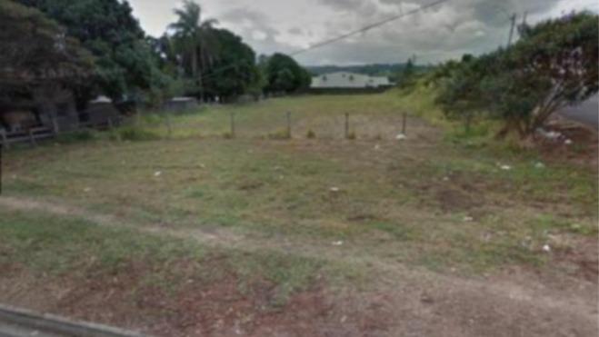 Lote de terreno com 287,50 m² no Jardim Baronesa da Motta Paes - Espirito Santo do Pinhal