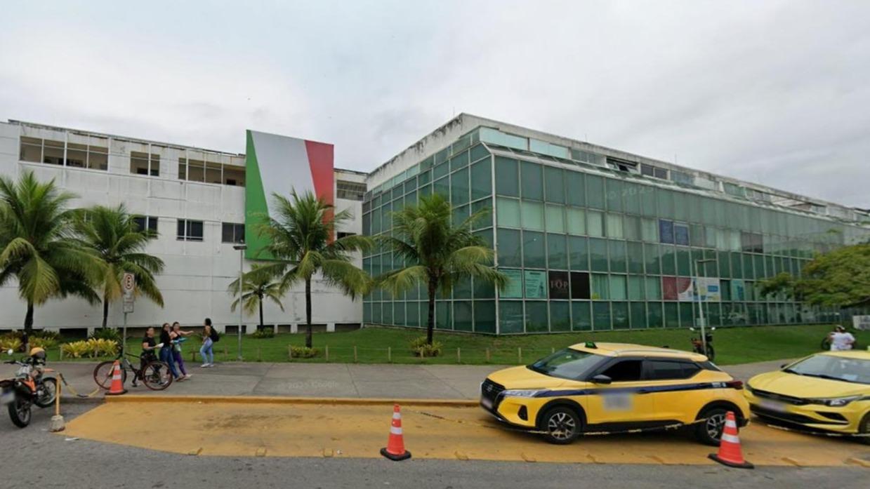 Loja Comercial 130-A - Avenida Alfredo Balthazar da Silveira - Rio de Janeiro/RJ