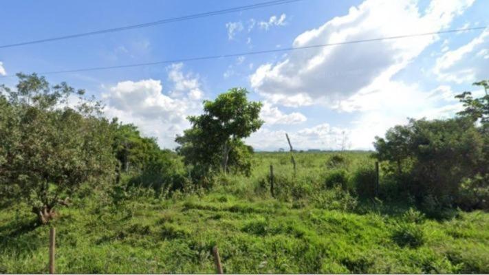 Oportundade-Fração ideal correspondente a 50% da Área nº 06, situada no local denominado “Fazenda Barra do Onça”, no município de Governador Valadares, Estado de Minas Gerais.