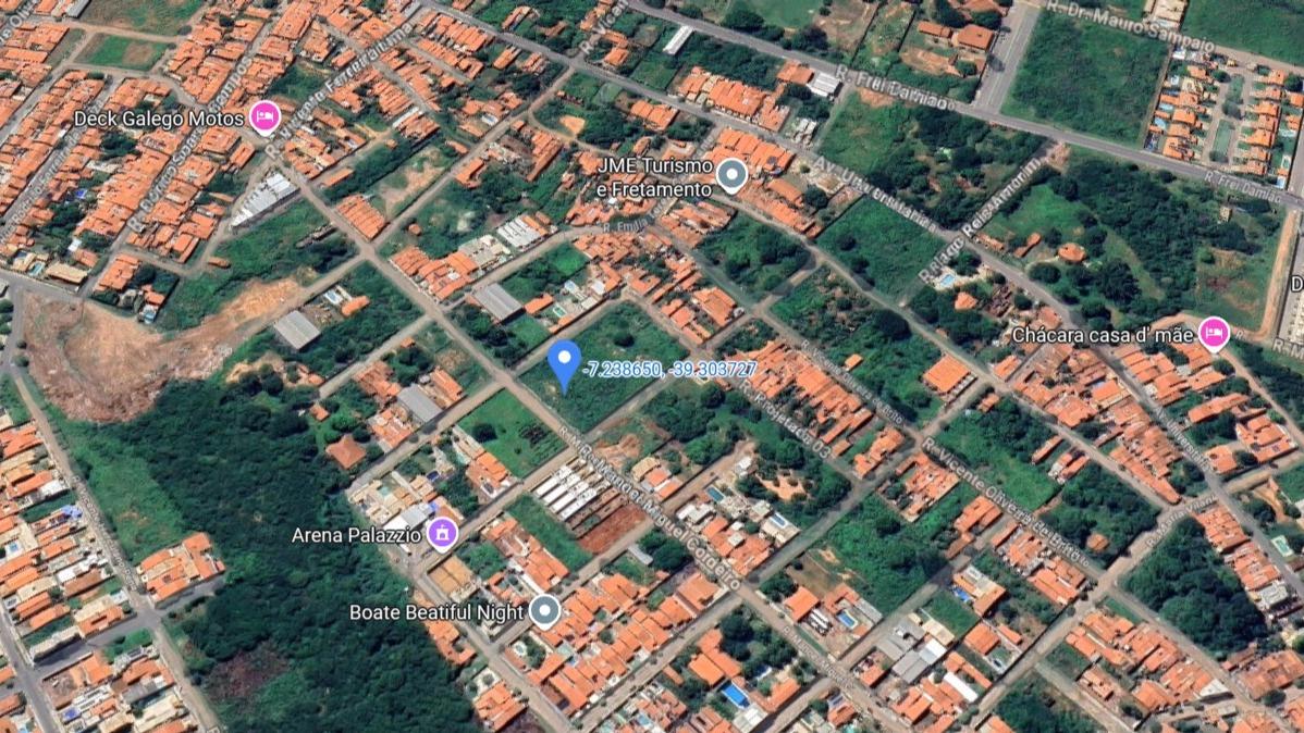 Terreno urbano com 6.000 m², correspondente aos lotes 01 ao 10 da quadra 14, em Juazeiro do Norte/CE.