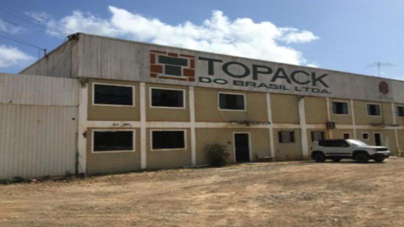 Imóvel industrial – Margens da BR-101 – Galpão de 2.050 metros quadrados