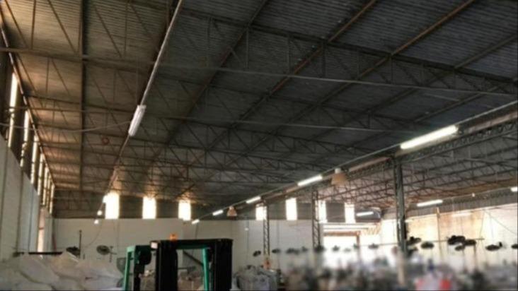Imóvel industrial – Margens da BR-101 – Galpão de 2.050 metros quadrados
